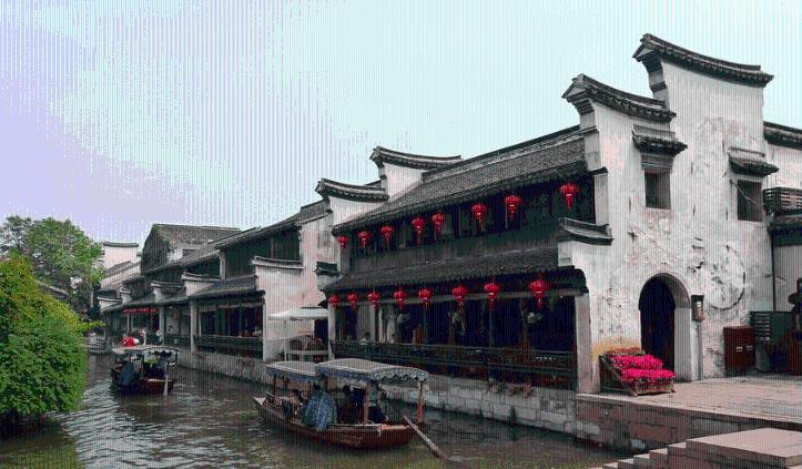 逃离午夜神坛